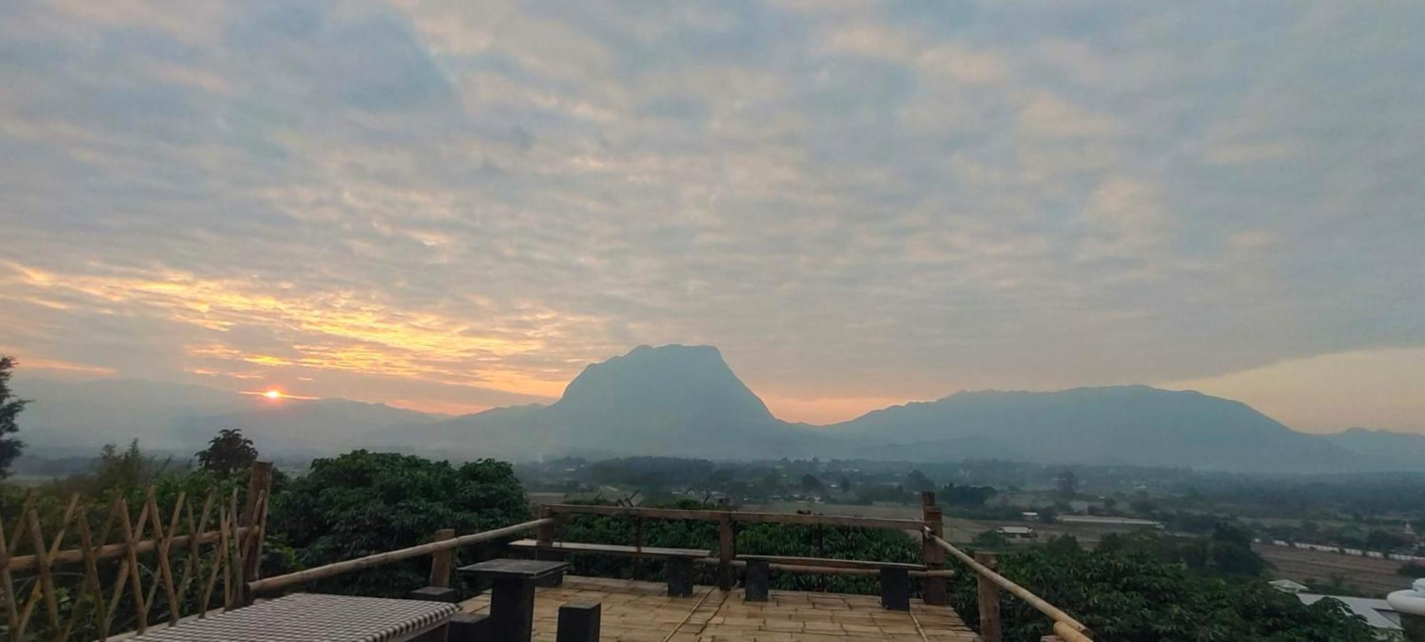 Baan 2 Dao Farmstay Chiang Dao Eksteriør billede